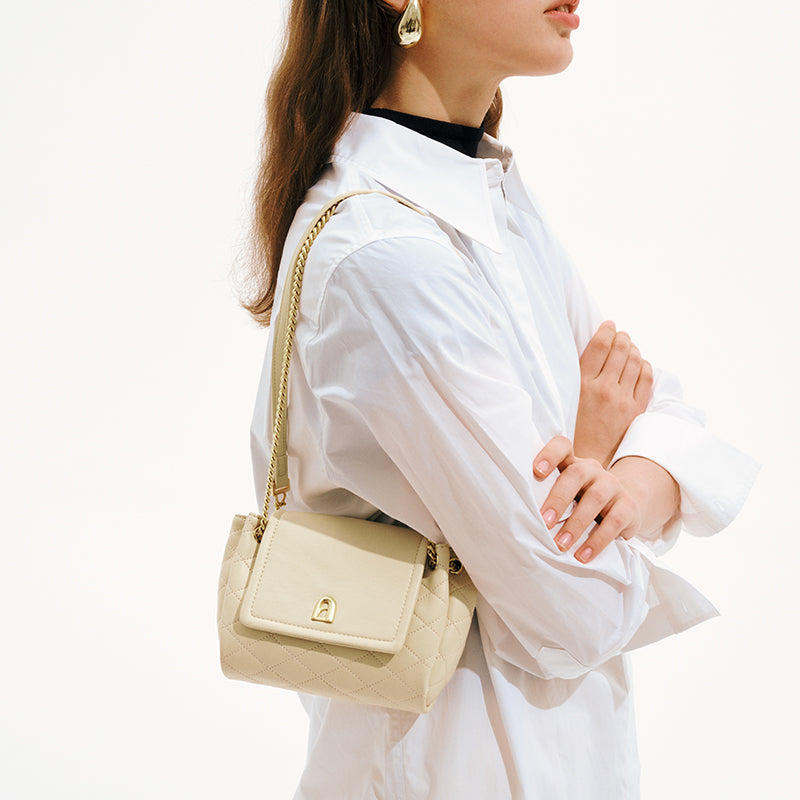 LAFESTIN Women Bag Trendy Shoulder Bag Small Chain Bags Soft Clutch Handbags Cross body Bags